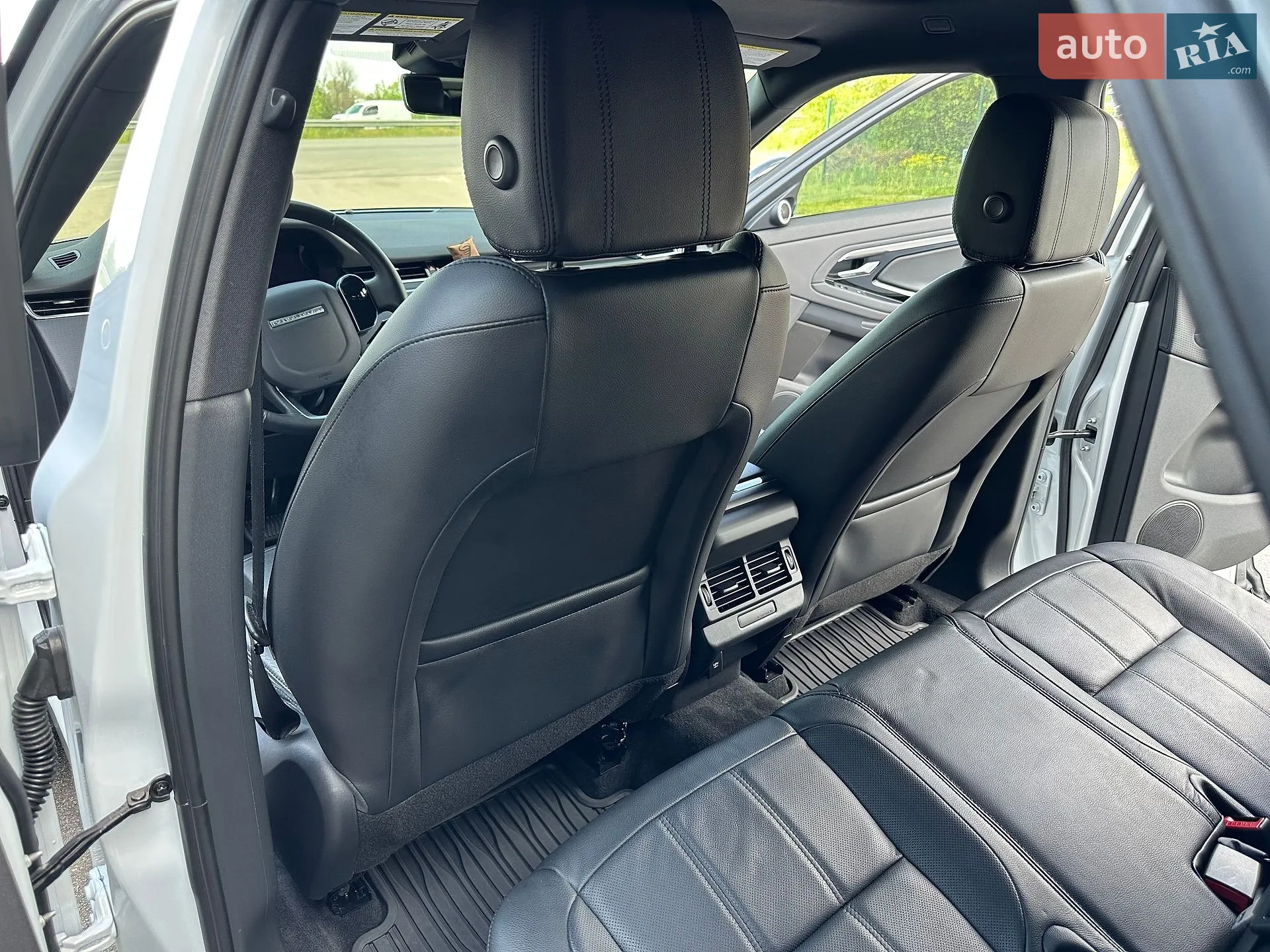 2019 Land Rover Range Rover Evoque - мініатюра 25