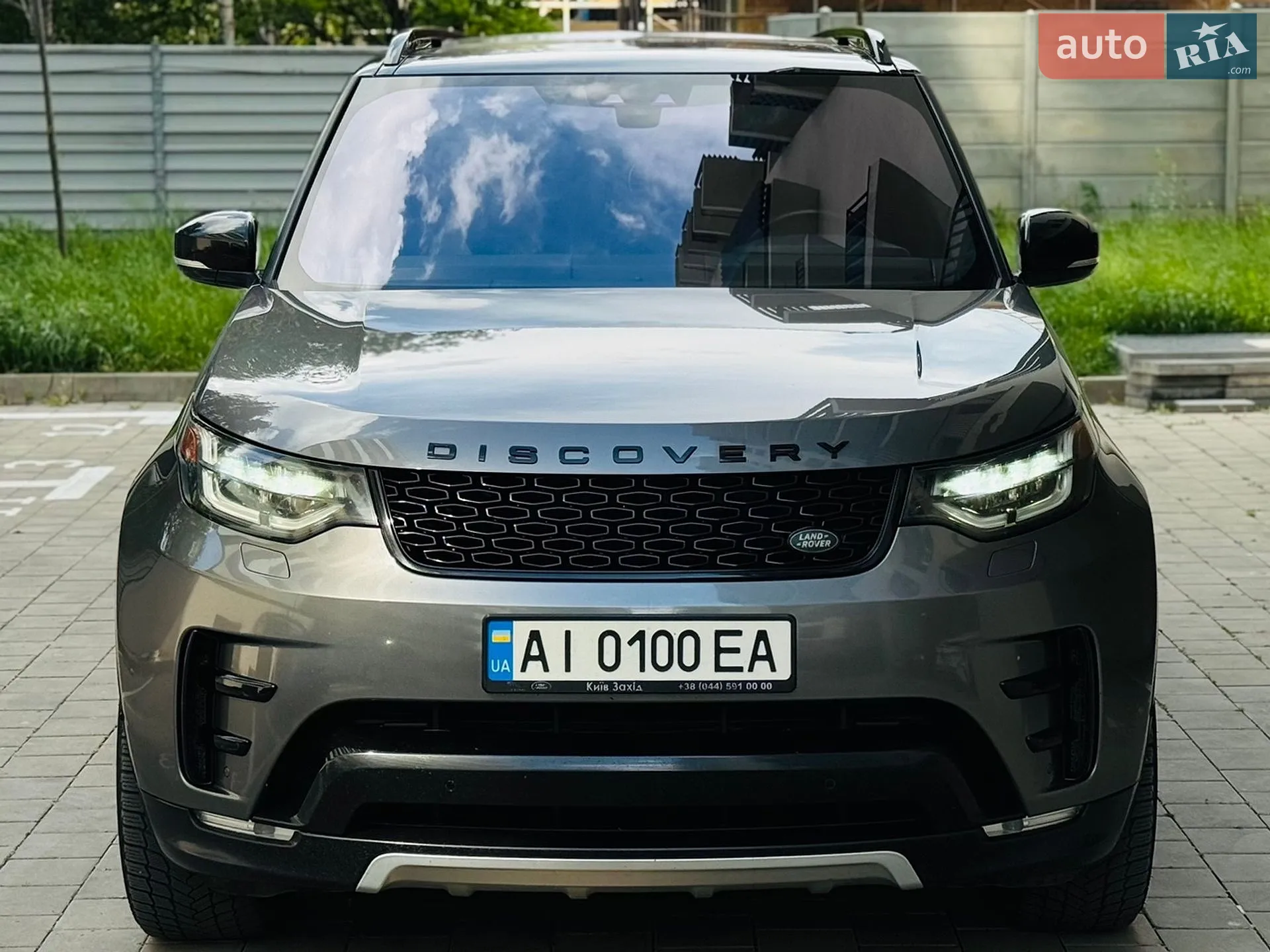 2017 Land Rover Discovery - мініатюра 2