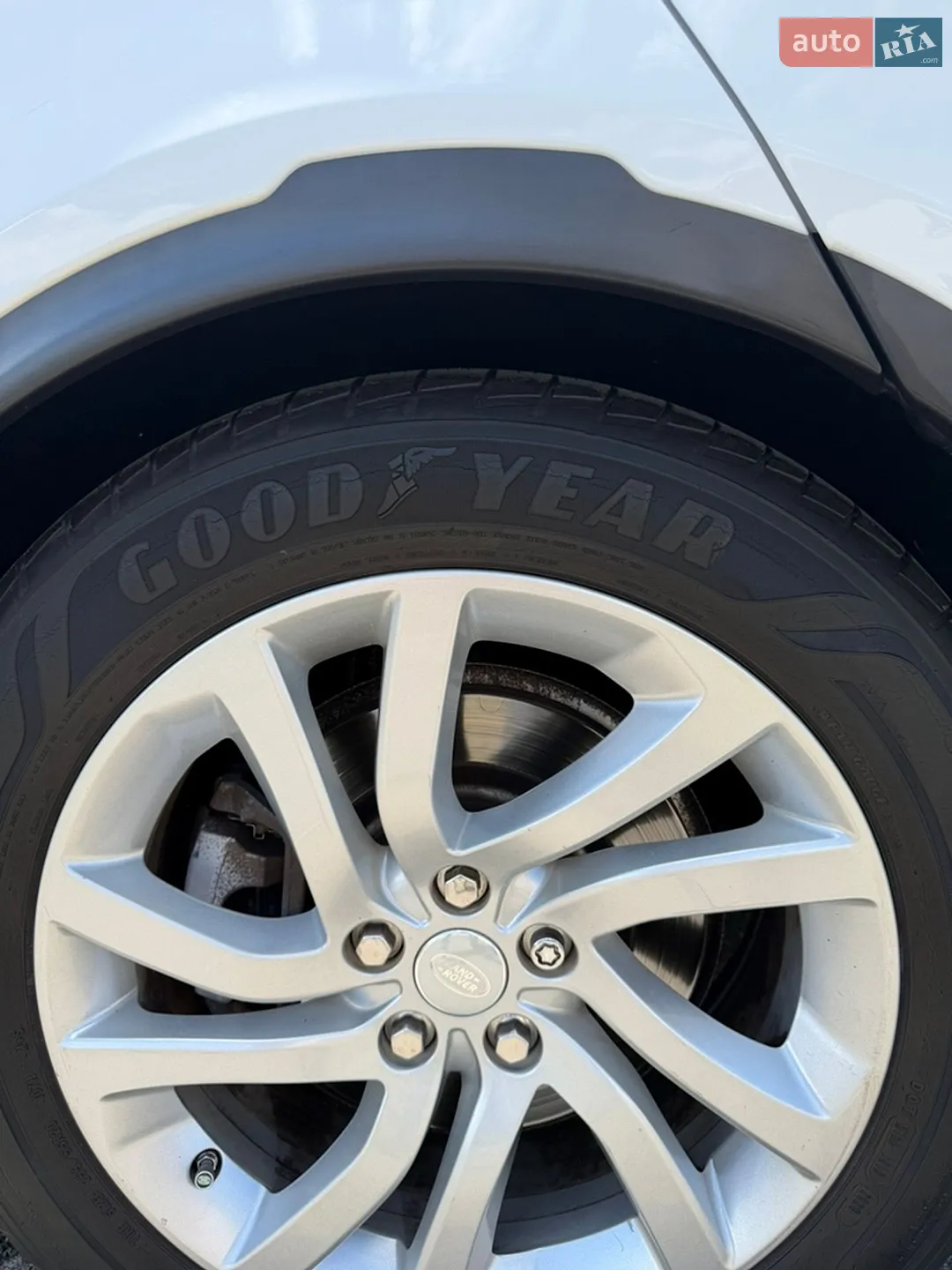2017 Land Rover Discovery - мініатюра 8