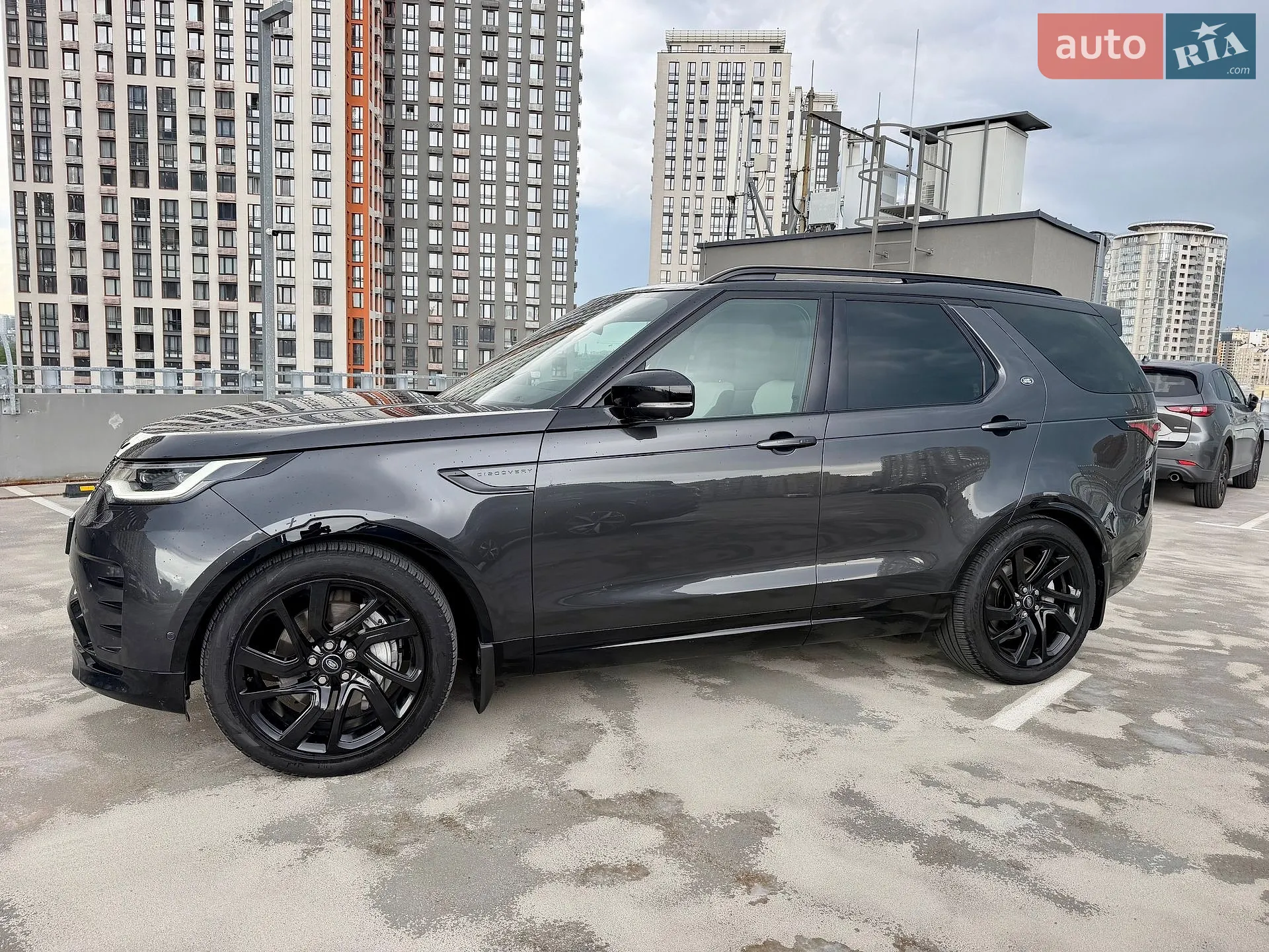 2023 Land Rover Discovery - мініатюра 10