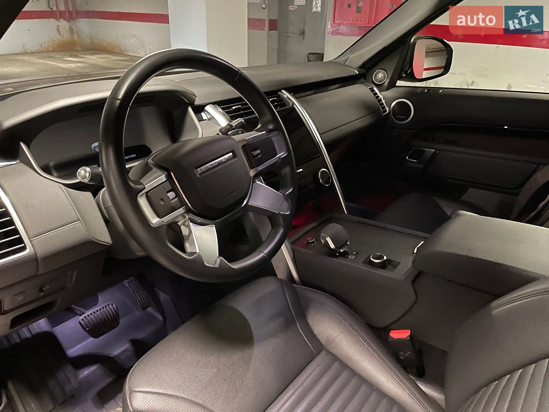 2021 Land Rover Discovery - мініатюра 9
