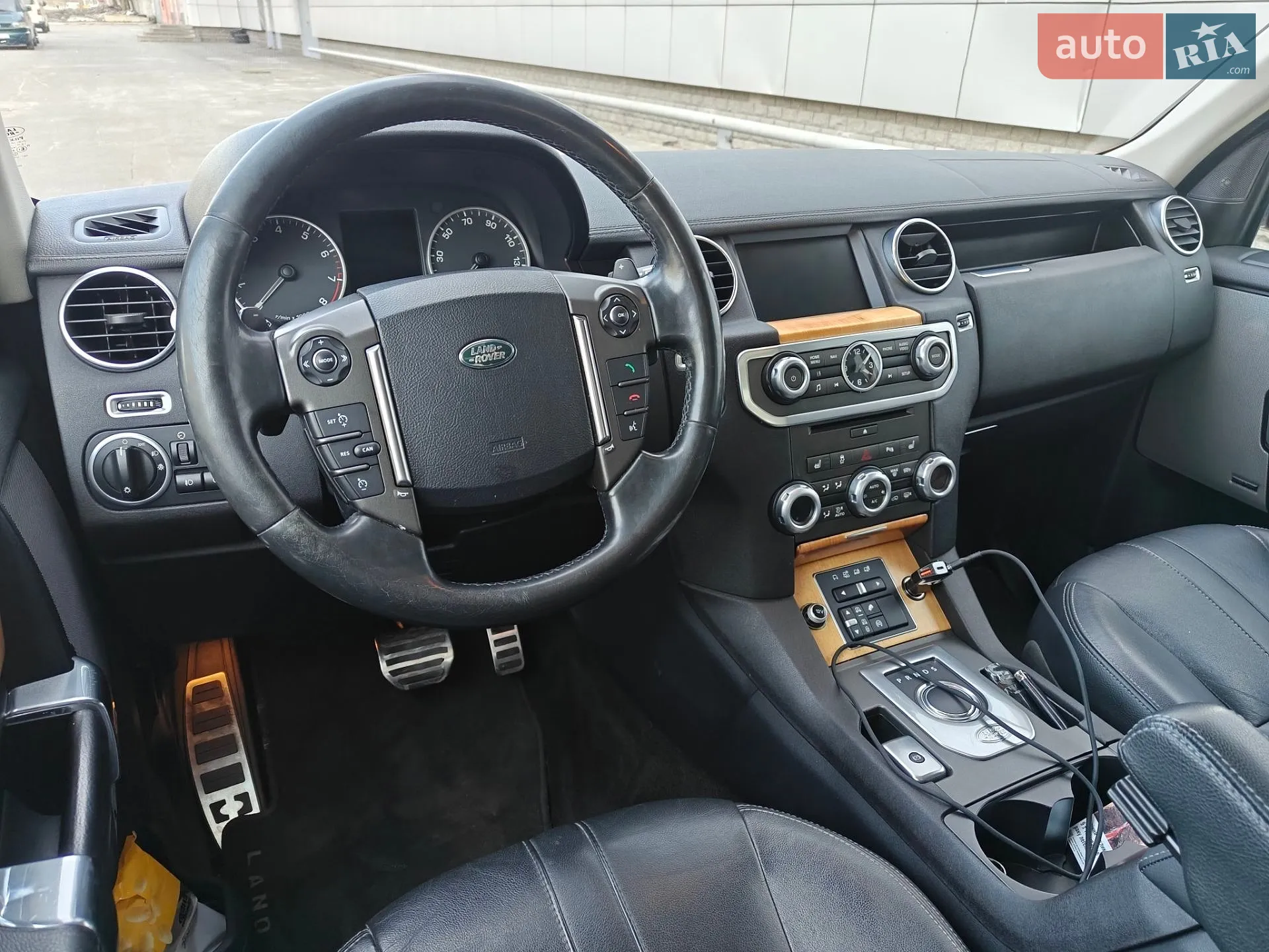 2015 Land Rover Discovery - мініатюра 13