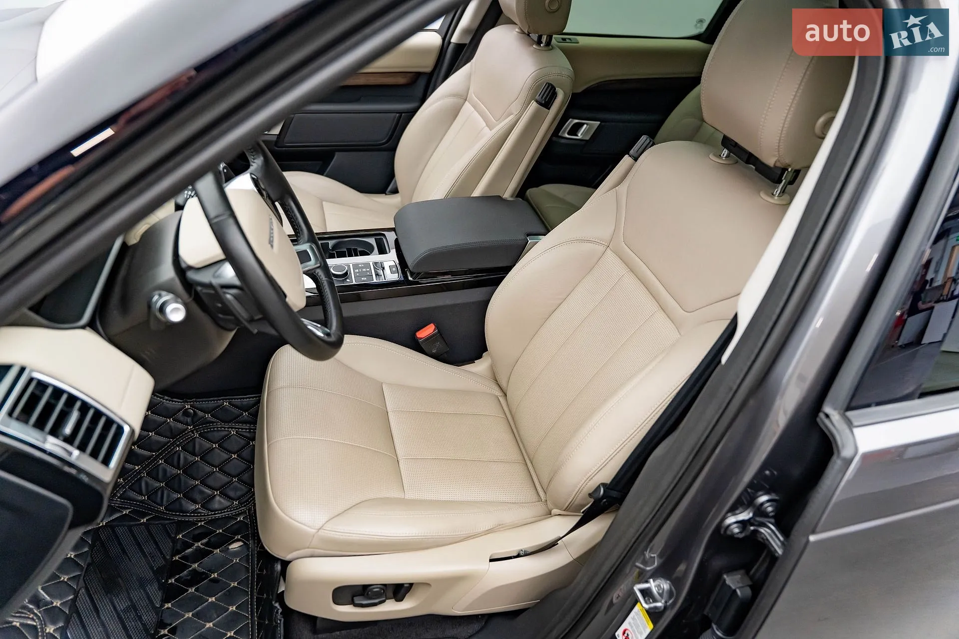 2019 Land Rover Discovery - мініатюра 14