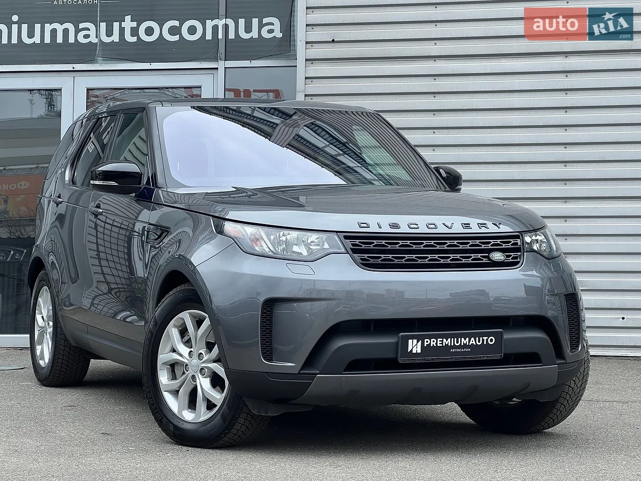 2019 Land Rover Discovery - мініатюра 36