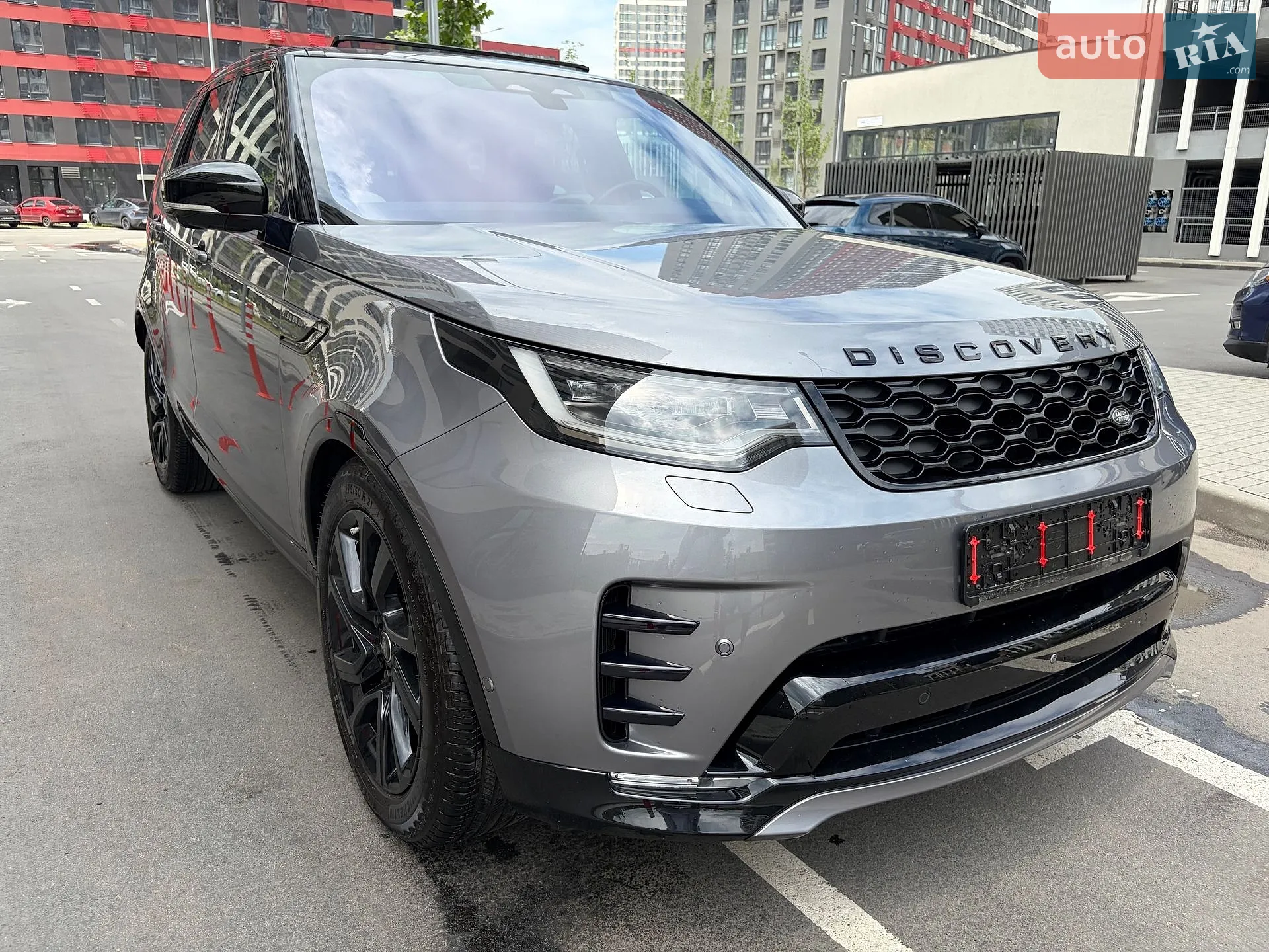 2021 Land Rover Discovery - мініатюра 17