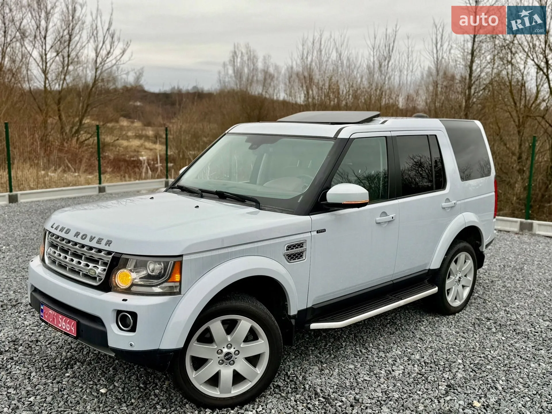2016 Land Rover Discovery - мініатюра 21