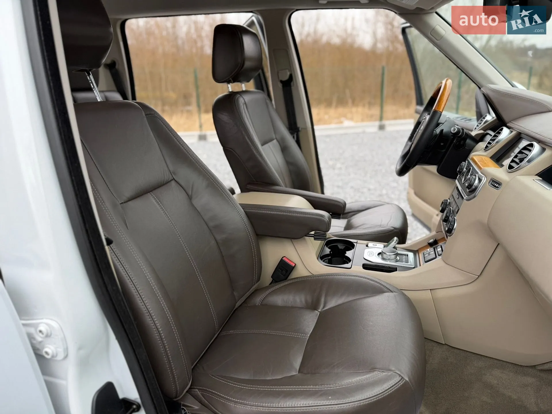 2016 Land Rover Discovery - мініатюра 47