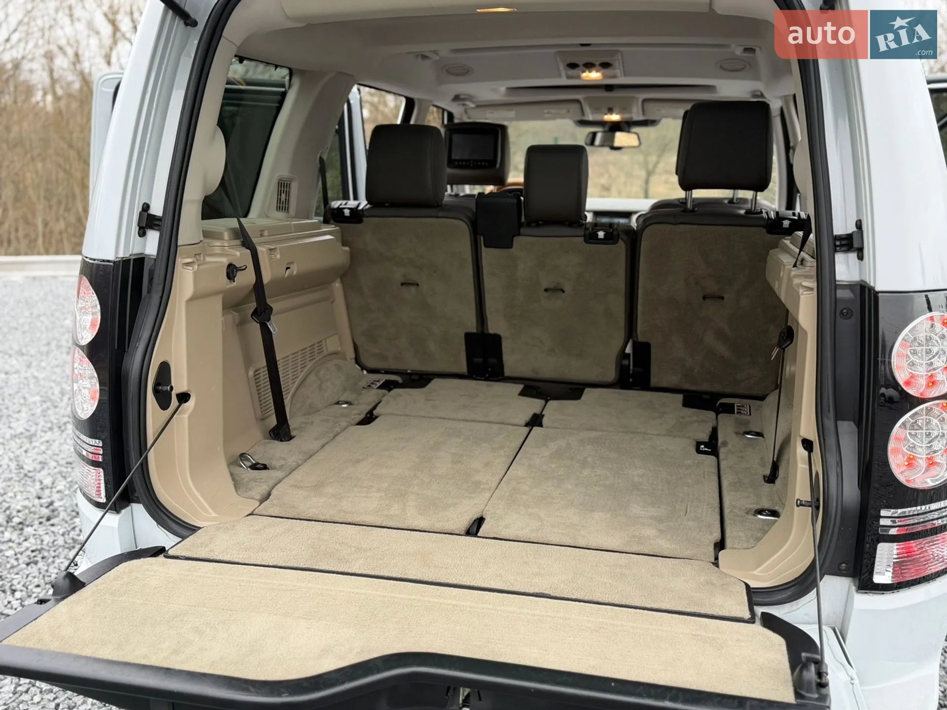 2016 Land Rover Discovery - мініатюра 50