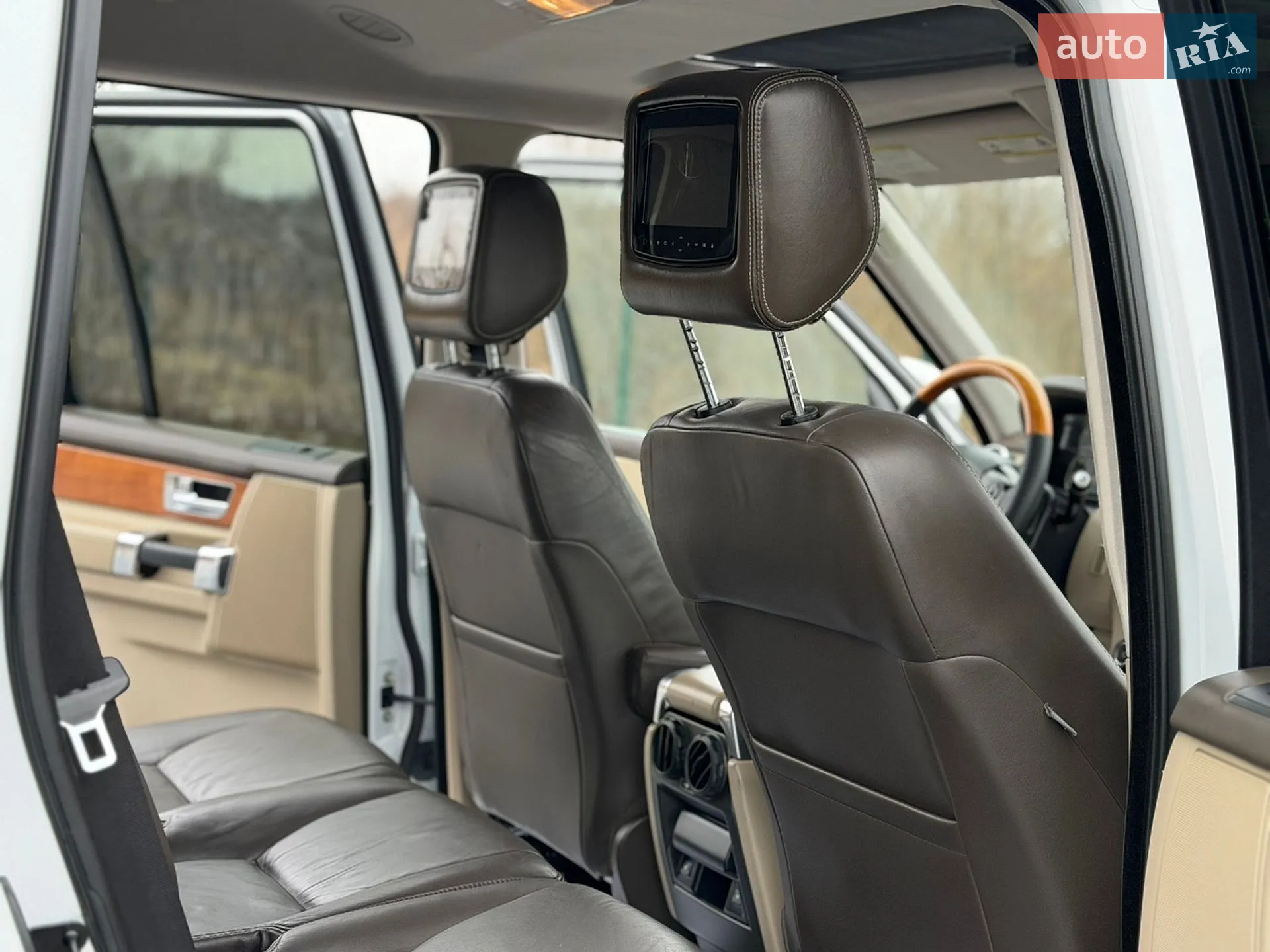 2016 Land Rover Discovery - мініатюра 54