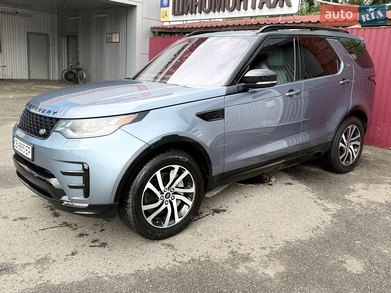 2018 Land Rover Discovery - мініатюра 12