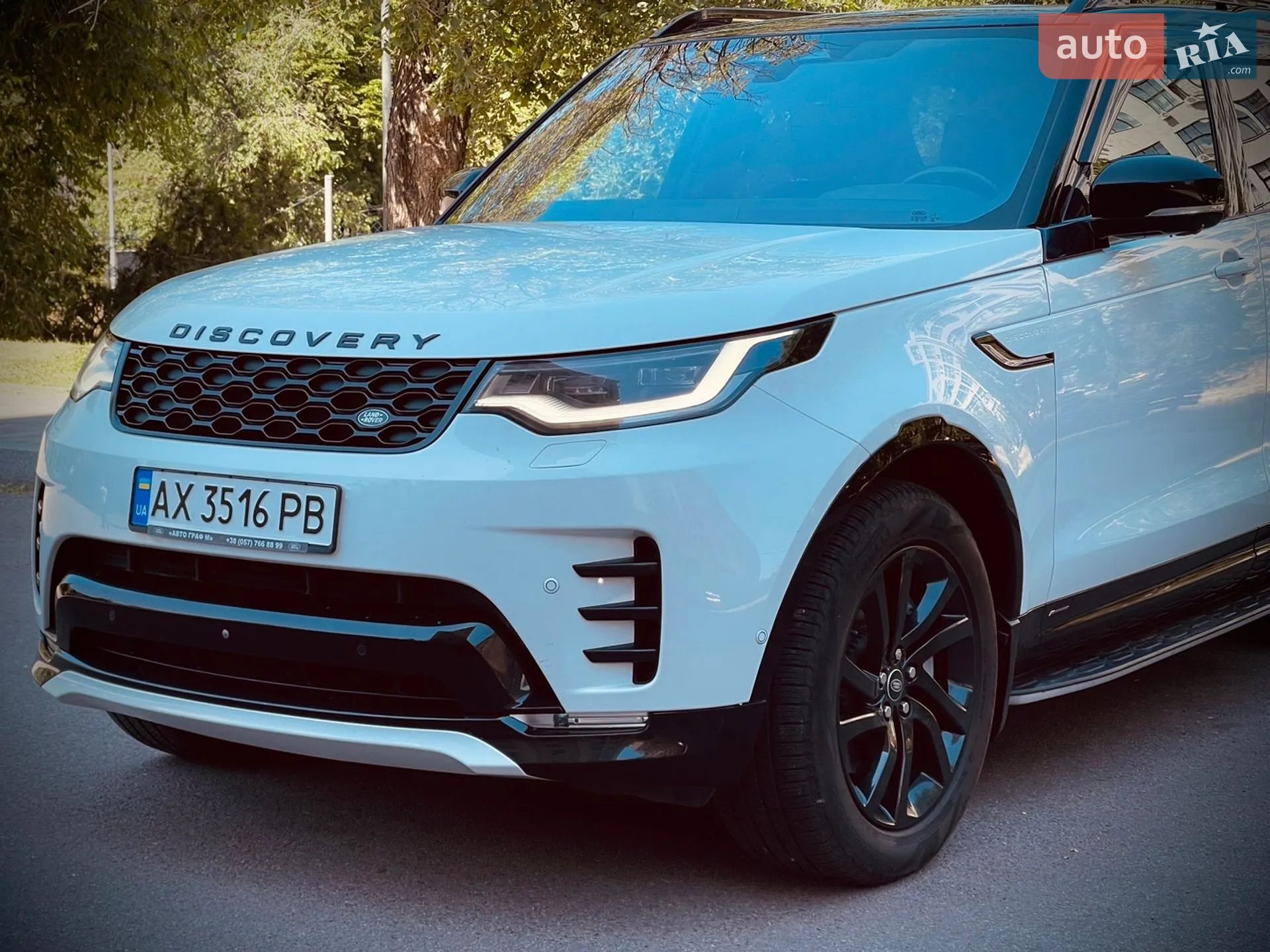 2021 Land Rover Discovery - мініатюра 4