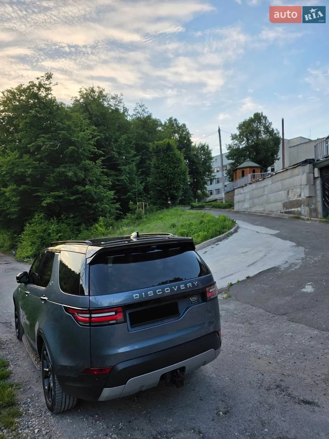 2018 Land Rover Discovery - мініатюра 12