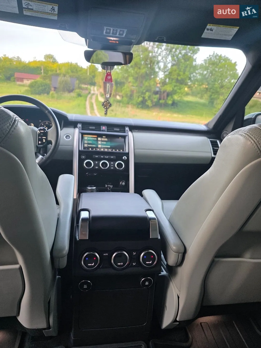 2018 Land Rover Discovery - мініатюра 40