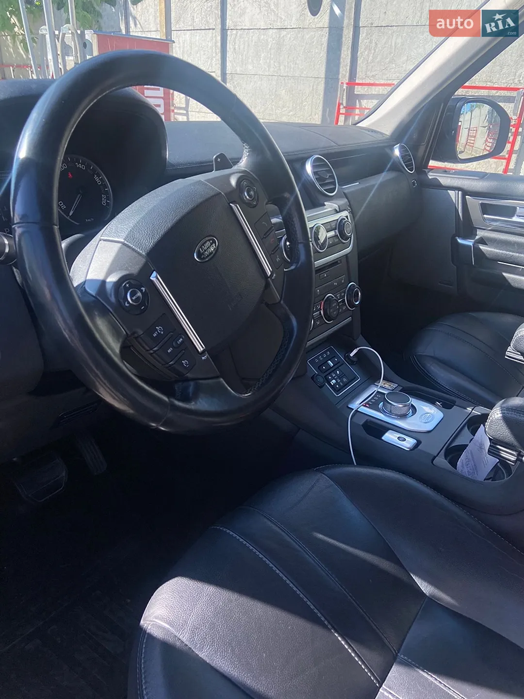 2015 Land Rover Discovery - мініатюра 9