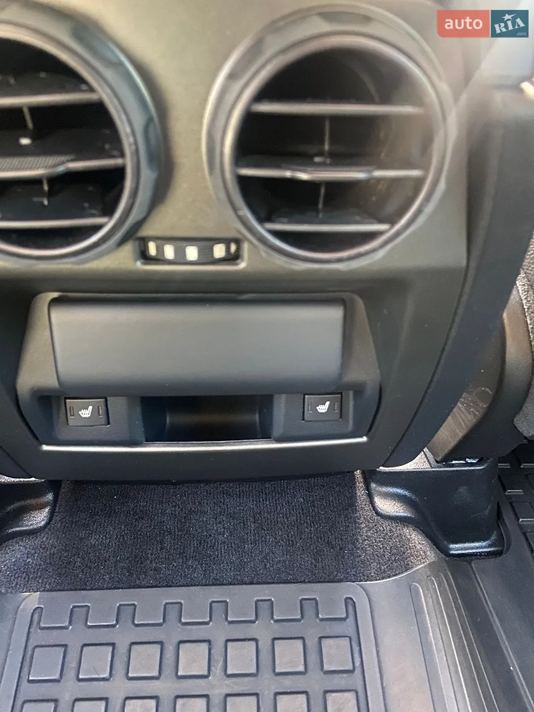 2015 Land Rover Discovery - мініатюра 20