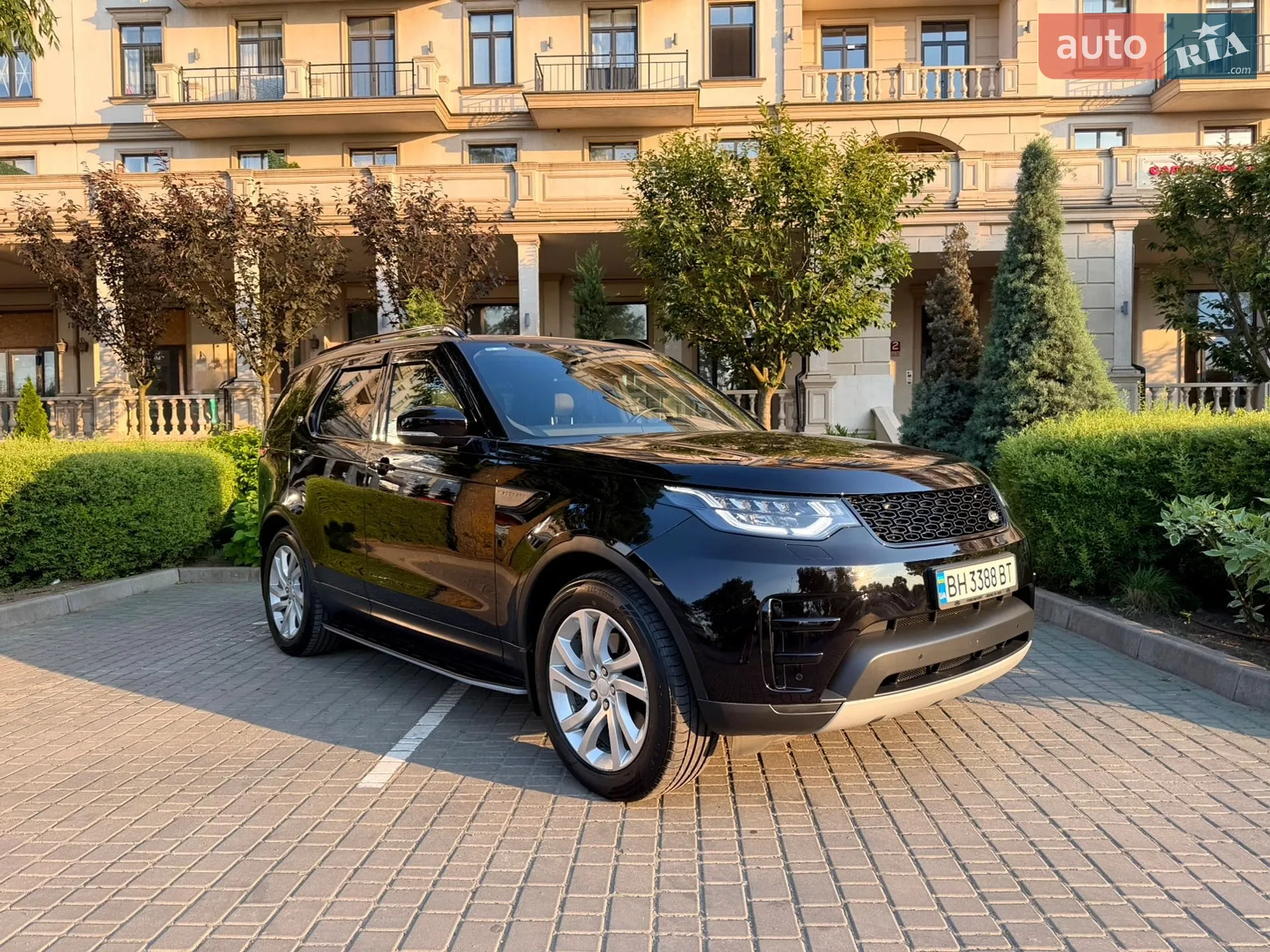 2018 Land Rover Discovery - мініатюра 4