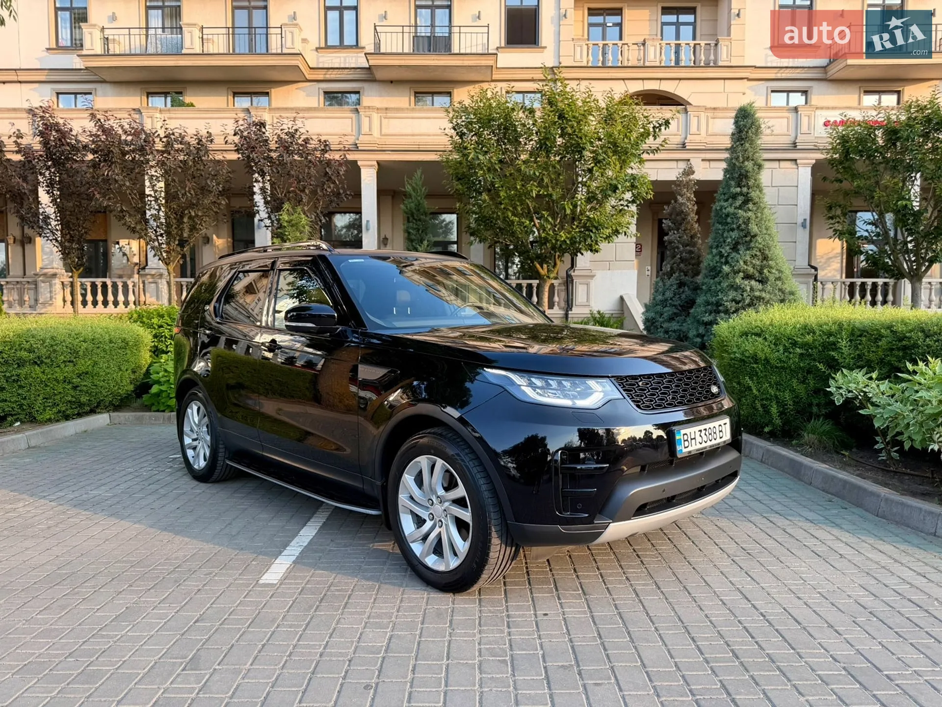 2018 Land Rover Discovery - мініатюра 9