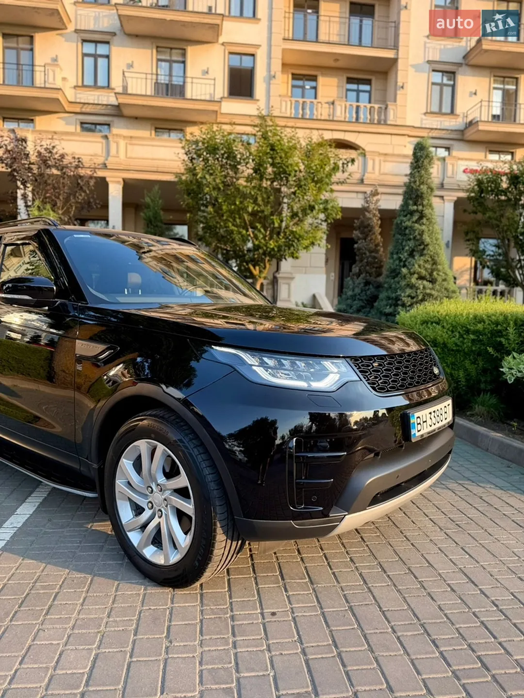 2018 Land Rover Discovery - мініатюра 8
