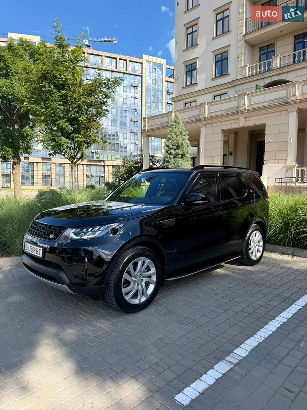2018 Land Rover Discovery - мініатюра 18