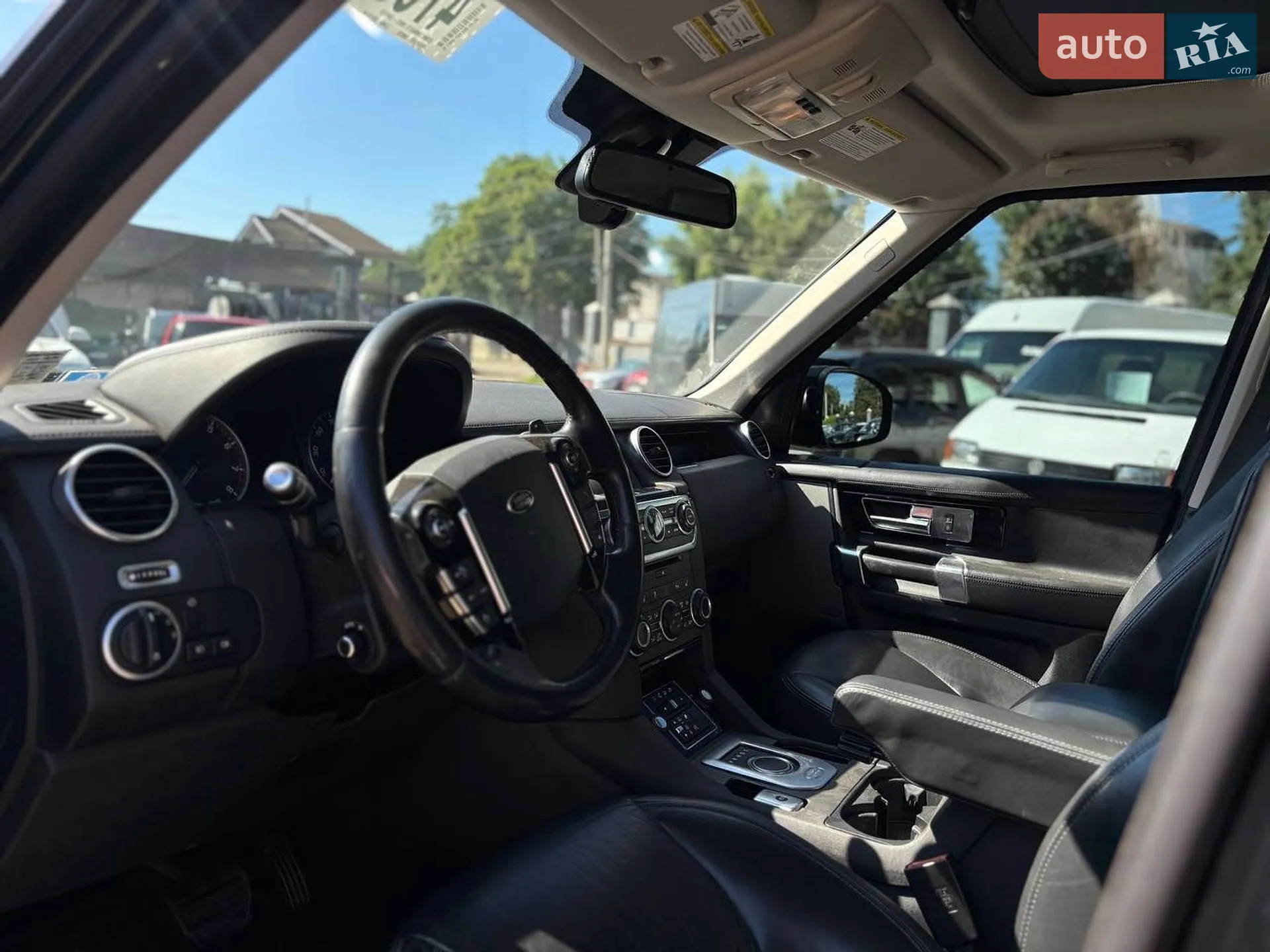 2016 Land Rover Discovery - мініатюра 34