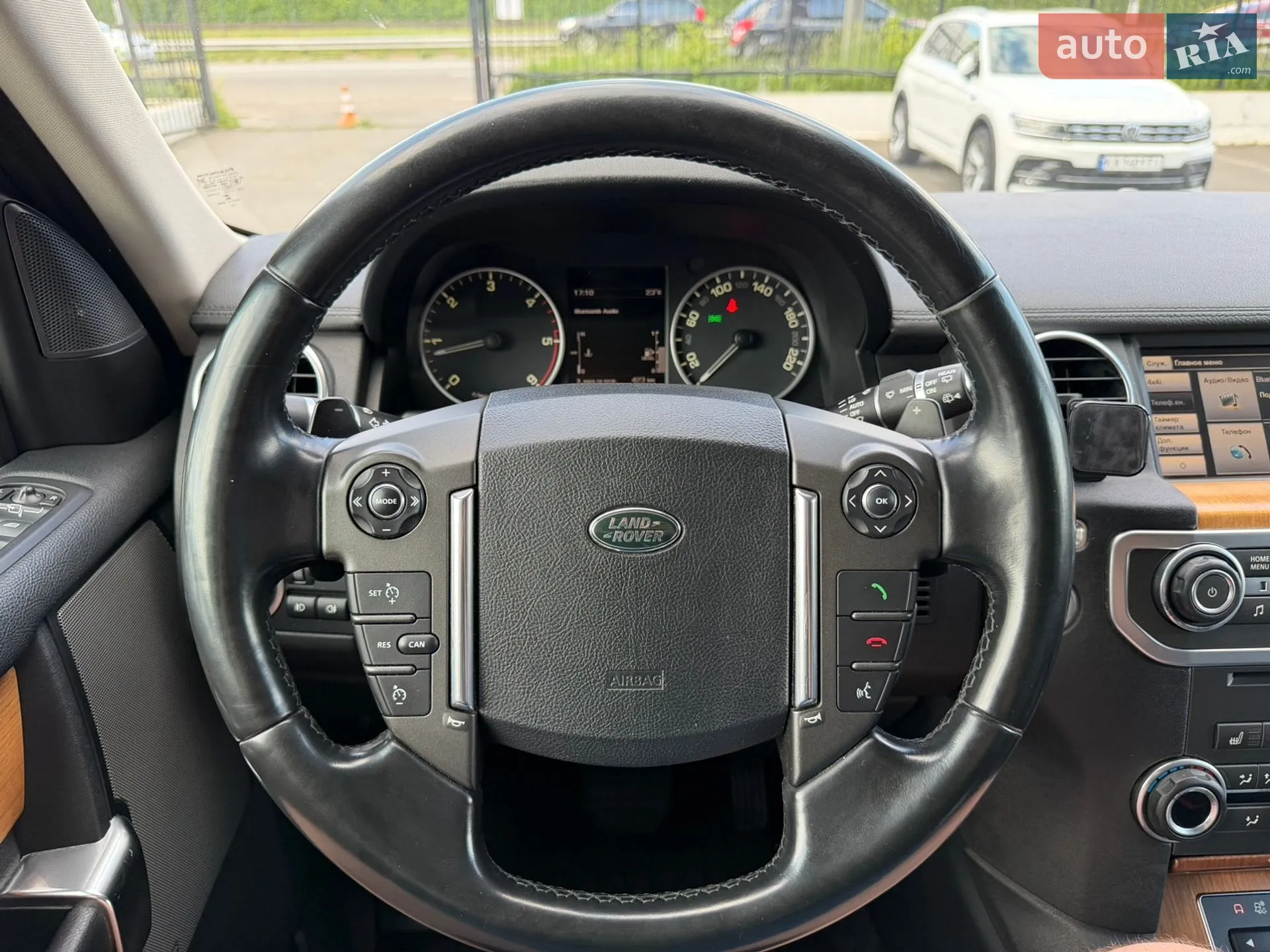 2014 Land Rover Discovery - мініатюра 32