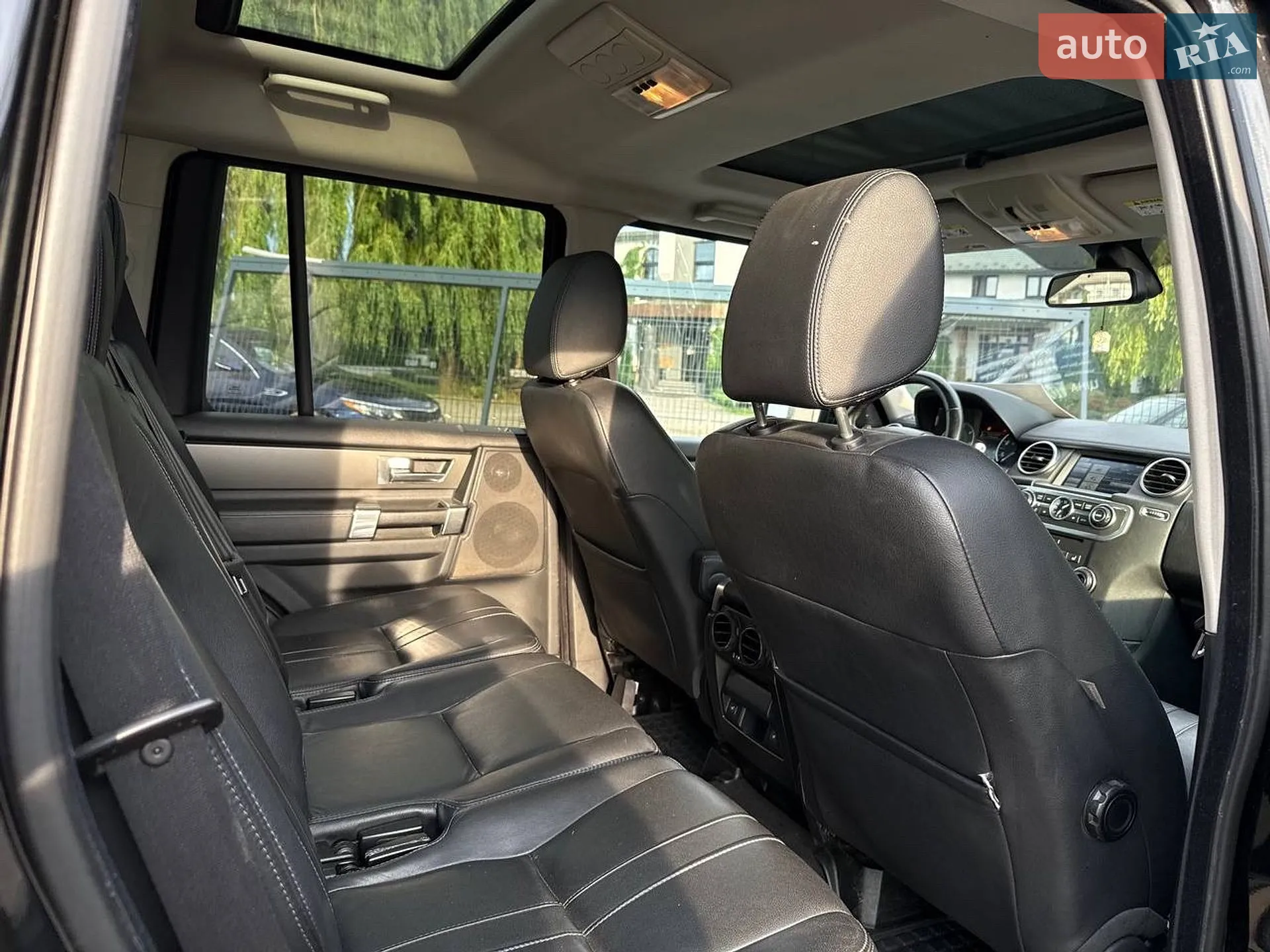 2013 Land Rover Discovery - мініатюра 19