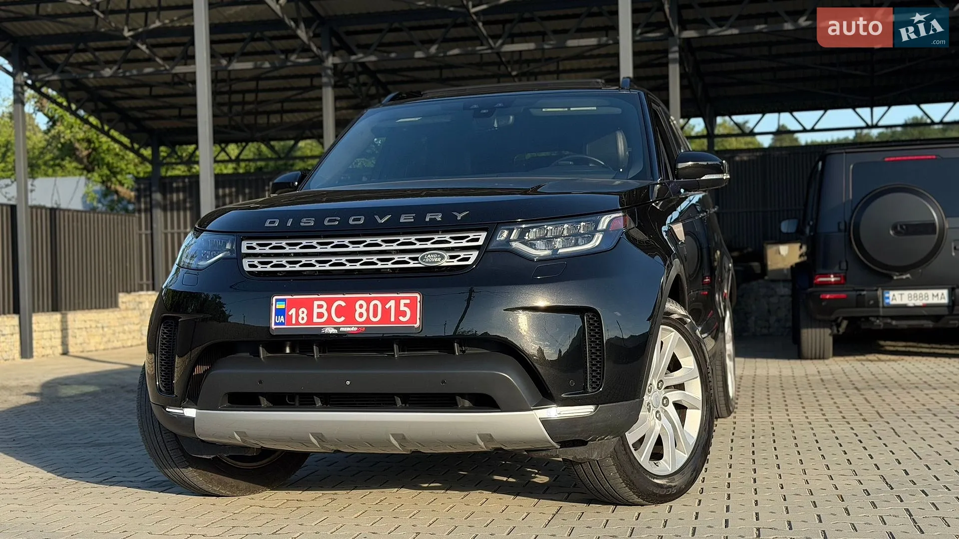 2017 Land Rover Discovery - мініатюра 4