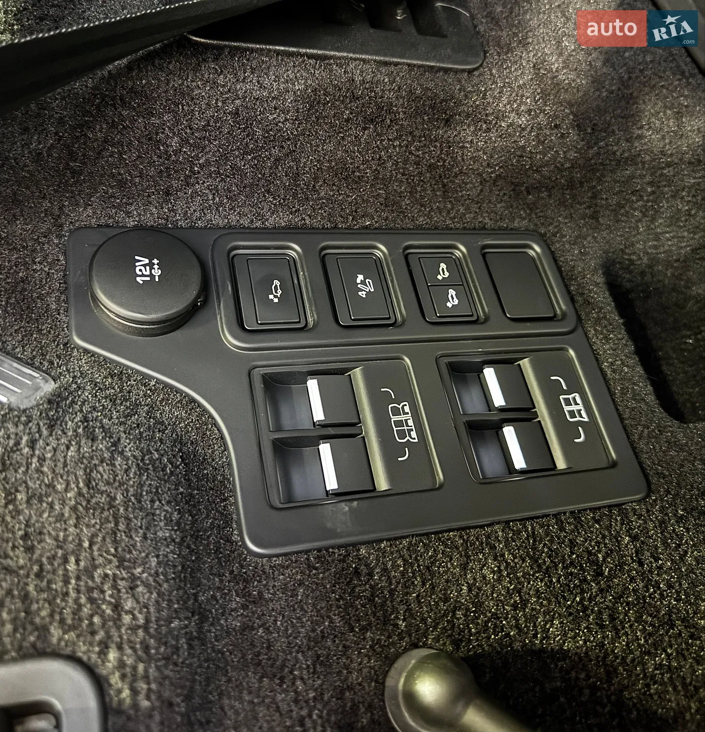 2019 Land Rover Discovery - мініатюра 43