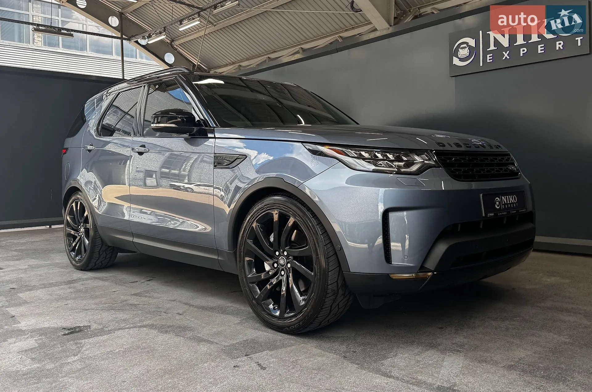 2019 Land Rover Discovery - мініатюра 18