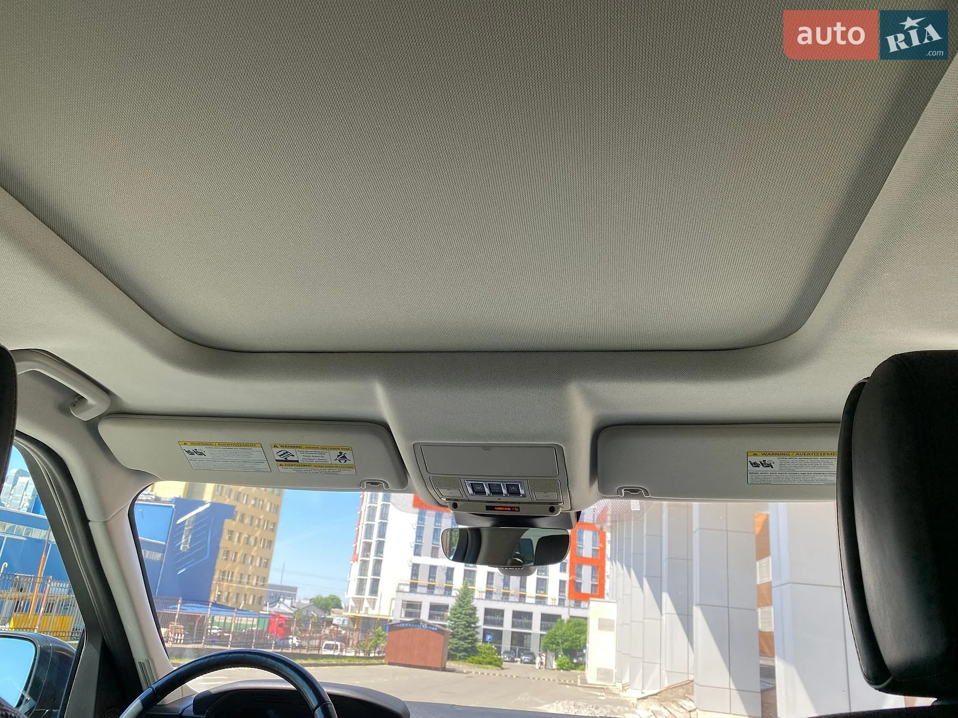 2018 Land Rover Discovery - мініатюра 52
