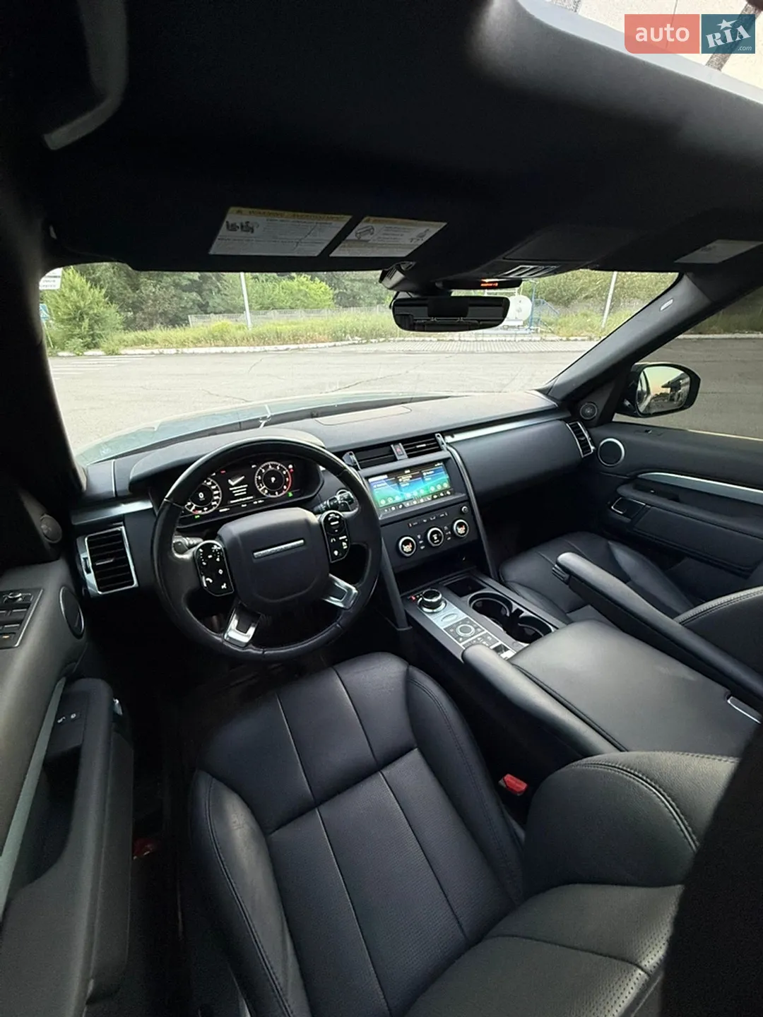 2019 Land Rover Discovery - мініатюра 19