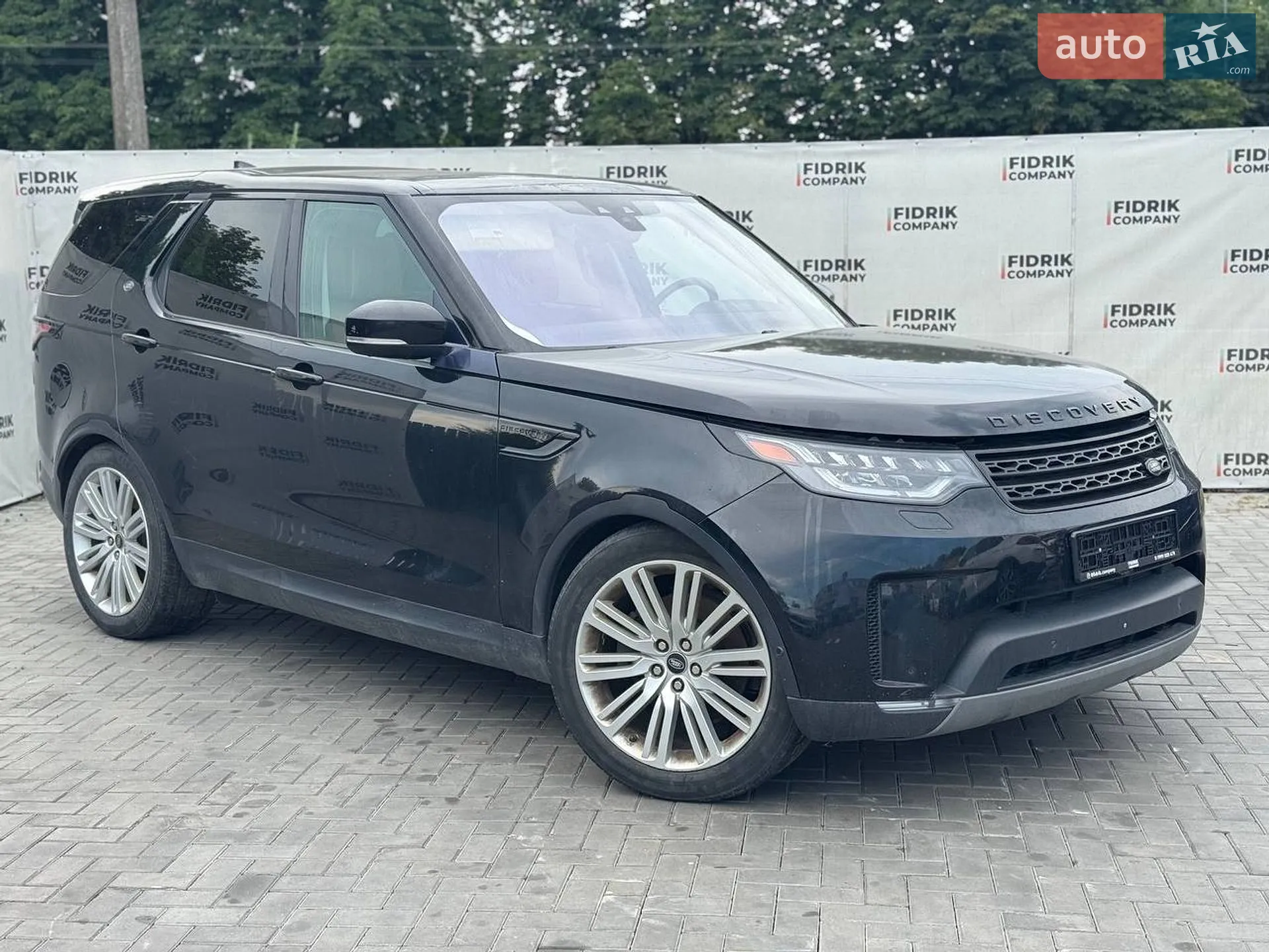 2017 Land Rover Discovery - мініатюра 2