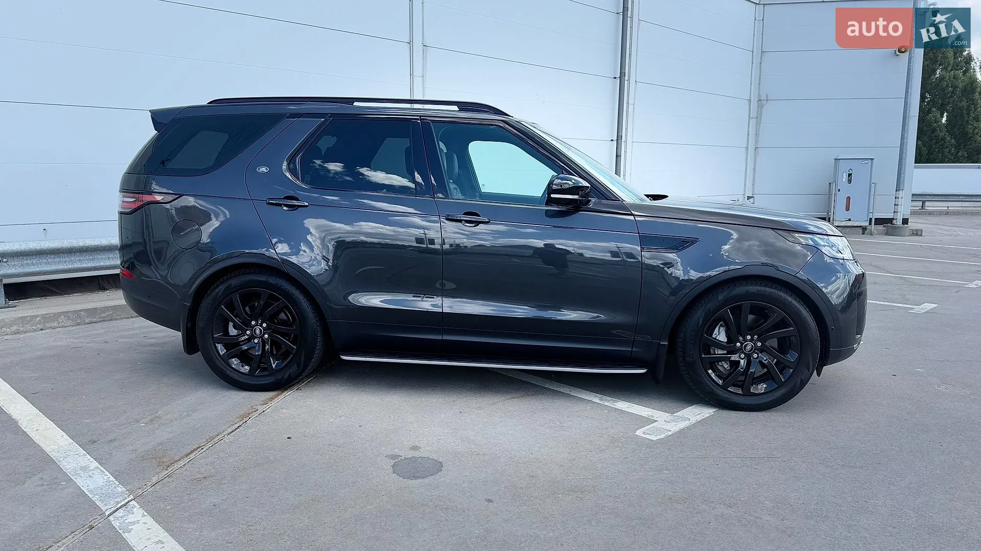 2020 Land Rover Discovery - мініатюра 6