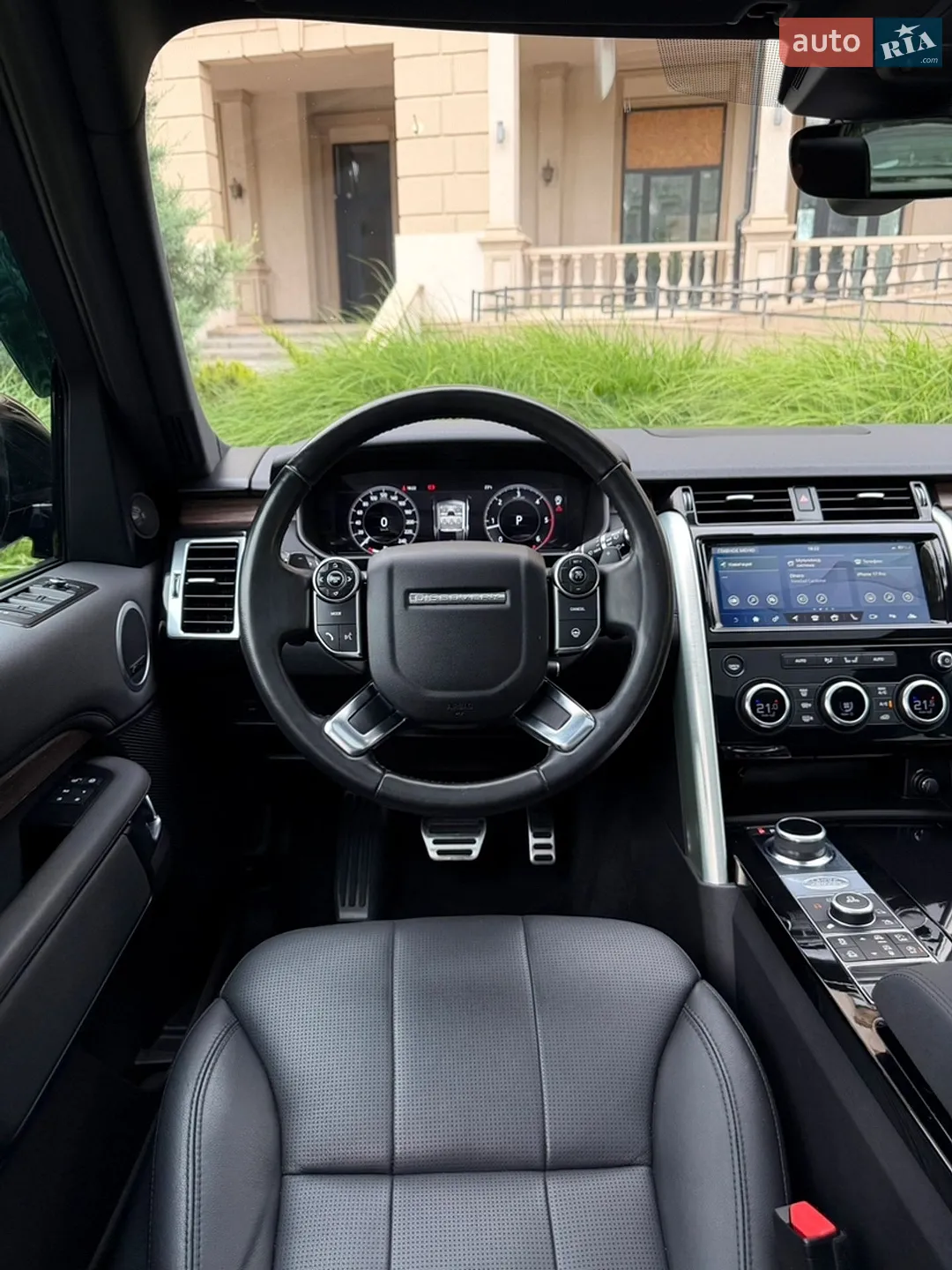 2018 Land Rover Discovery - мініатюра 33