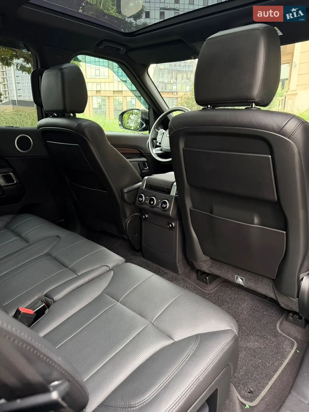 2018 Land Rover Discovery - мініатюра 65