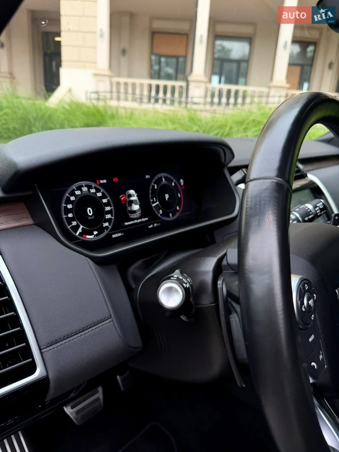 2018 Land Rover Discovery - мініатюра 38