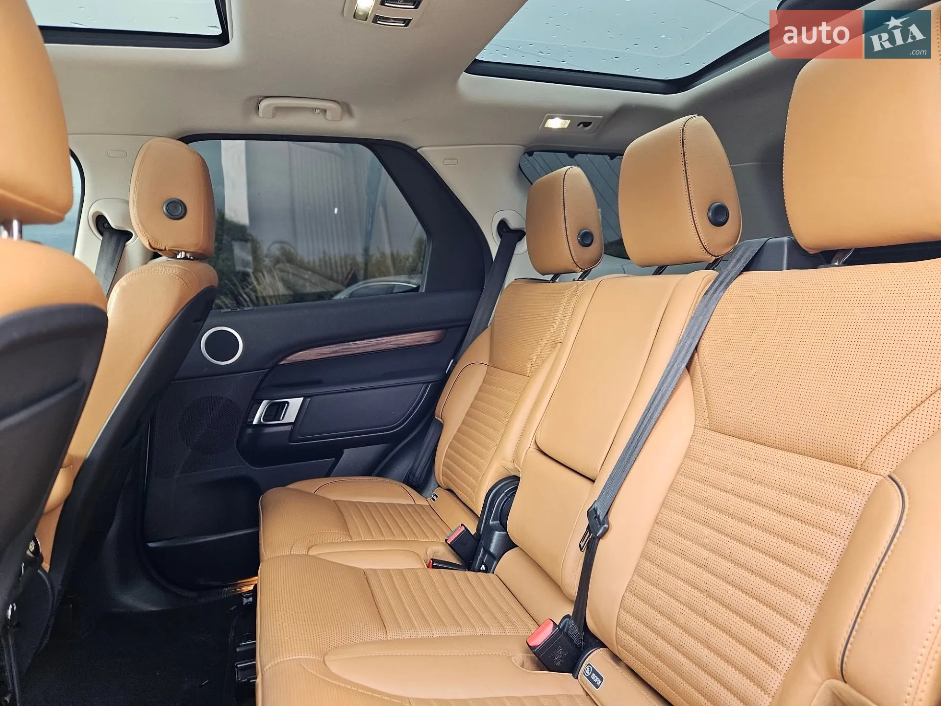 2017 Land Rover Discovery - мініатюра 22