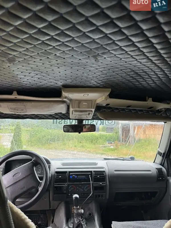 Land Rover Discovery 1998