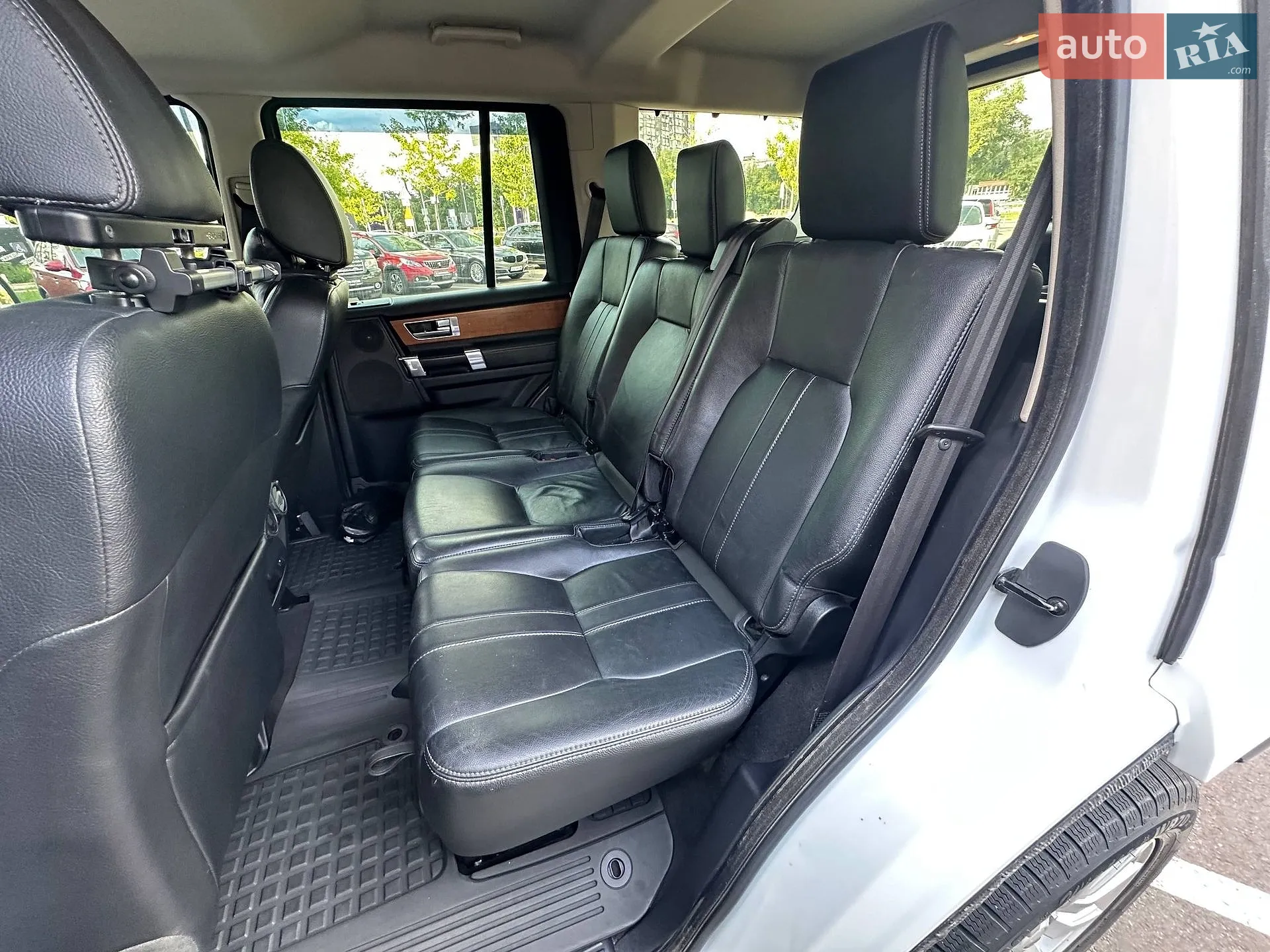 2011 Land Rover Discovery - мініатюра 10