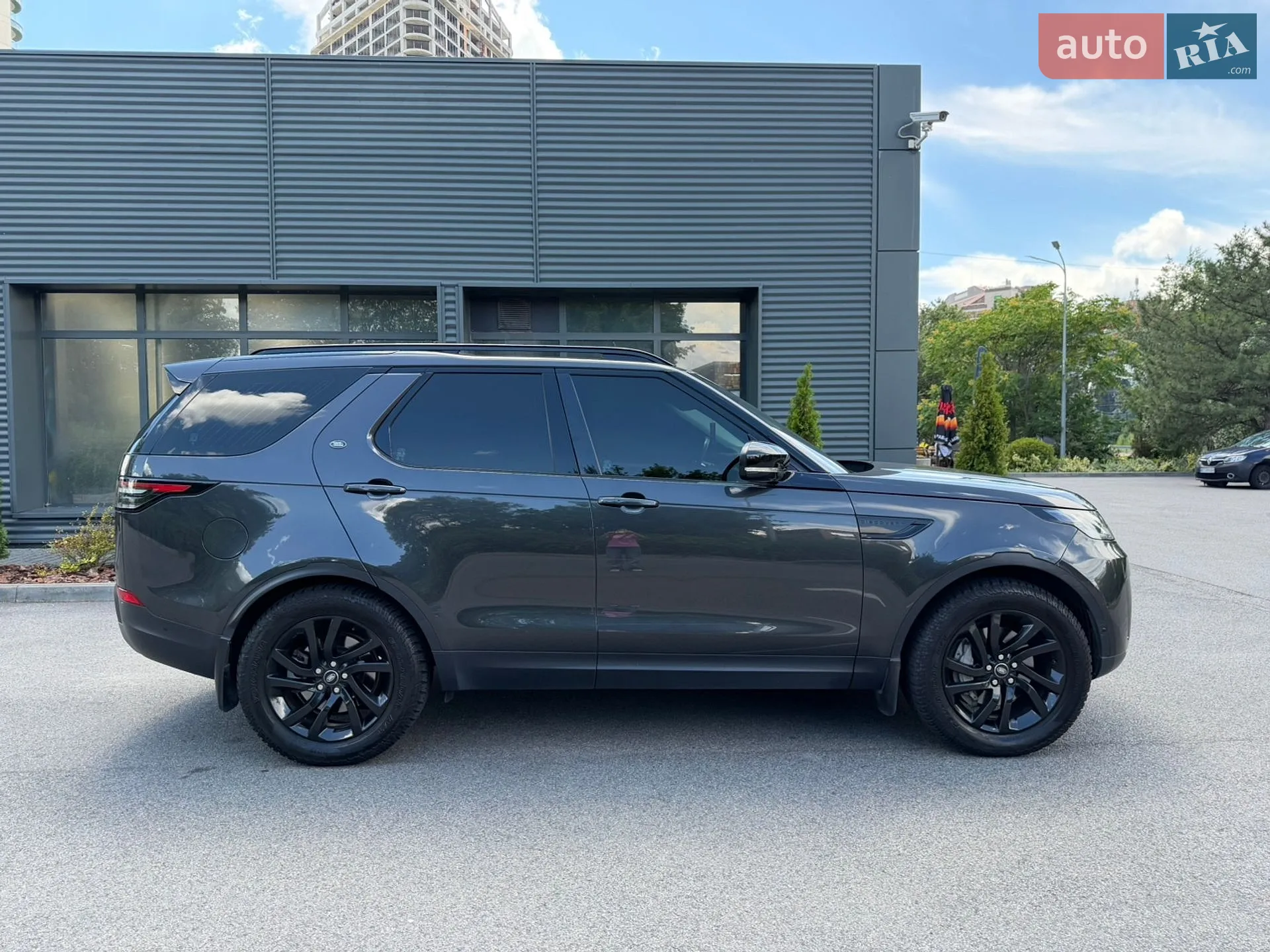 2020 Land Rover Discovery - мініатюра 4