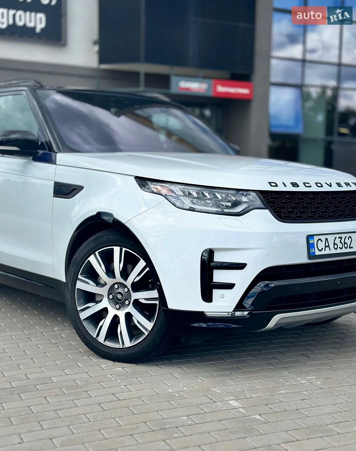 2018 Land Rover Discovery - мініатюра 10
