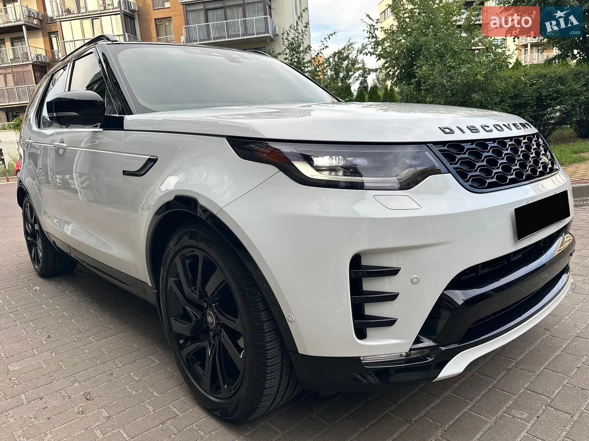 2023 Land Rover Discovery - мініатюра 24