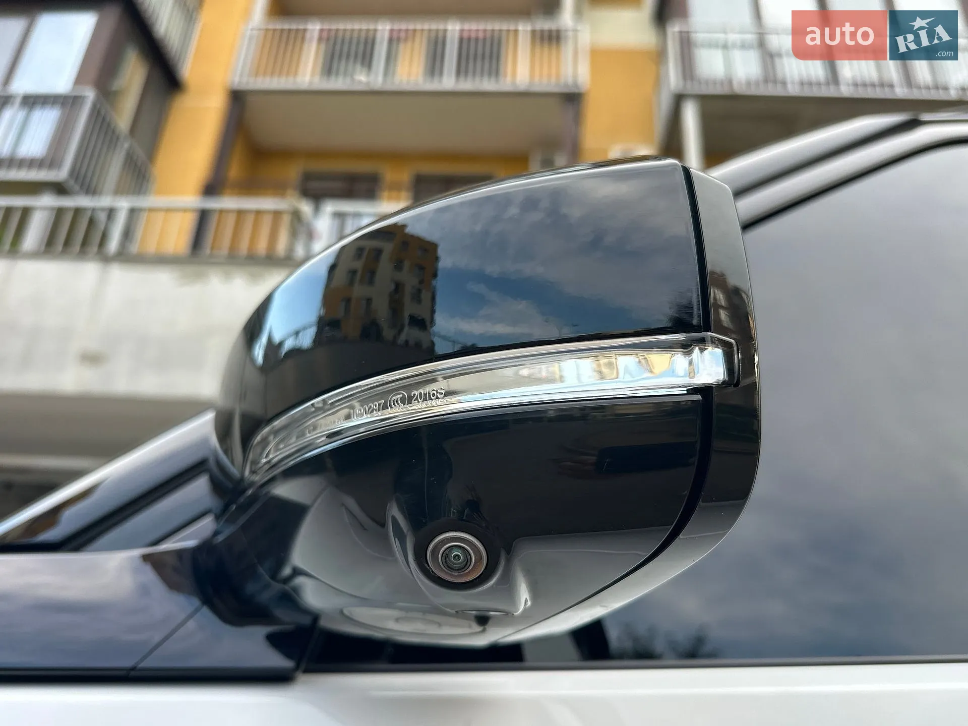 2023 Land Rover Discovery - мініатюра 31