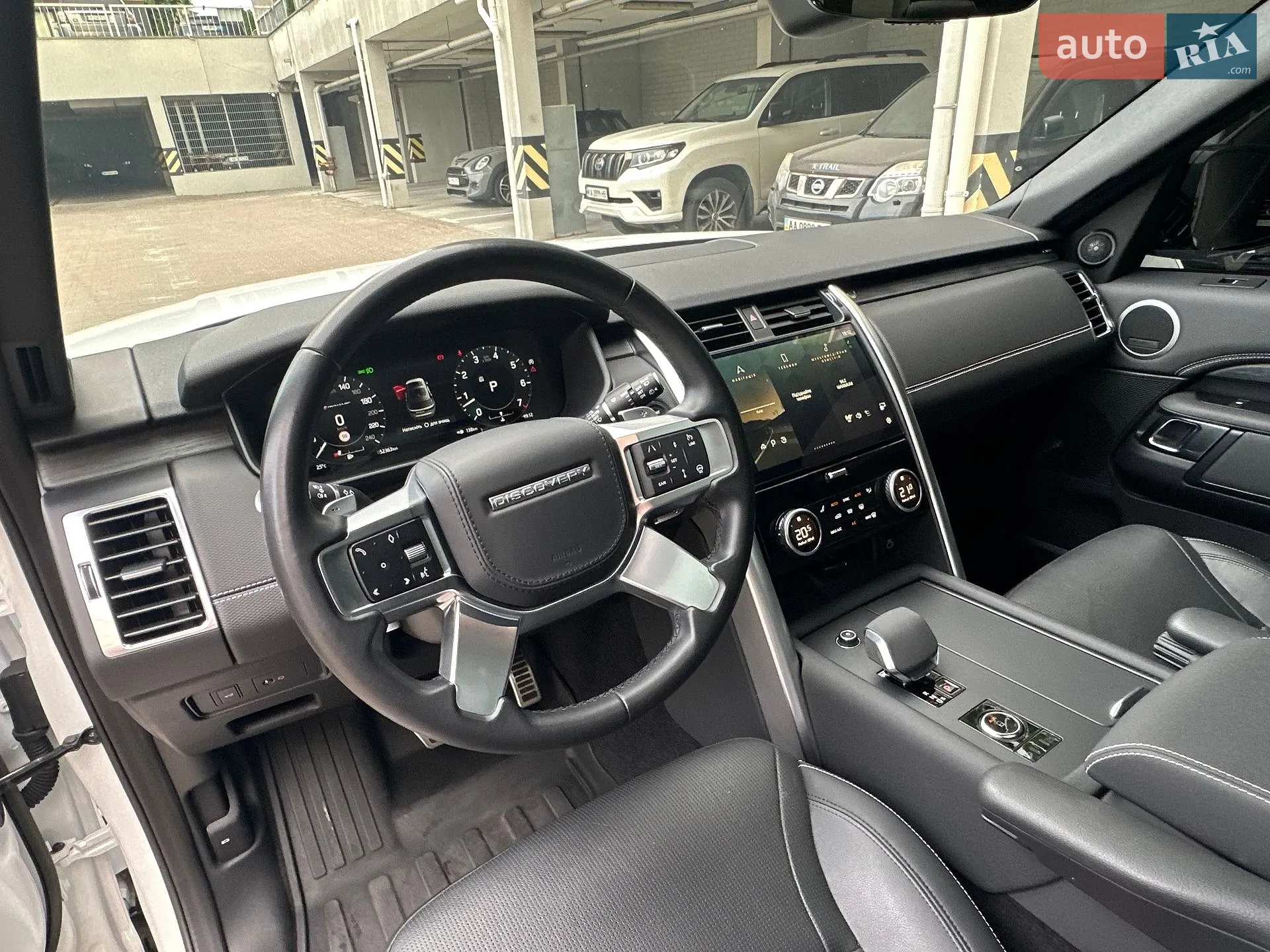 2023 Land Rover Discovery - мініатюра 38
