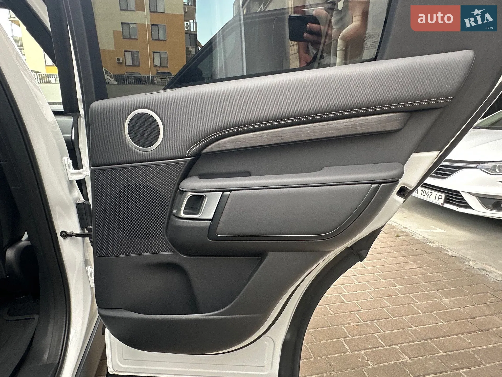 2023 Land Rover Discovery - мініатюра 51