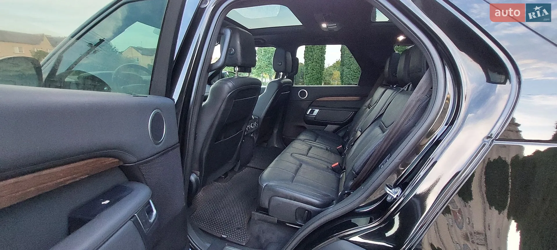 2019 Land Rover Discovery - мініатюра 34