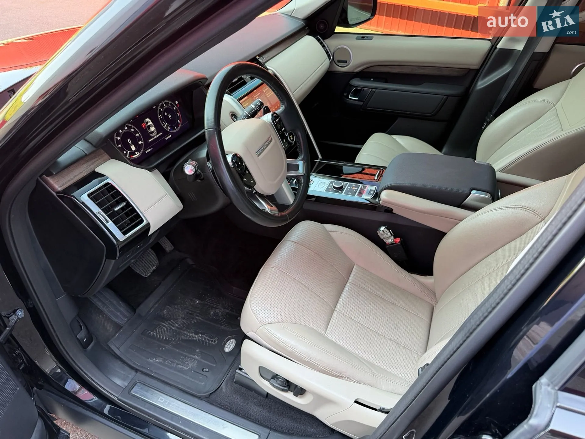 2019 Land Rover Discovery - мініатюра 11