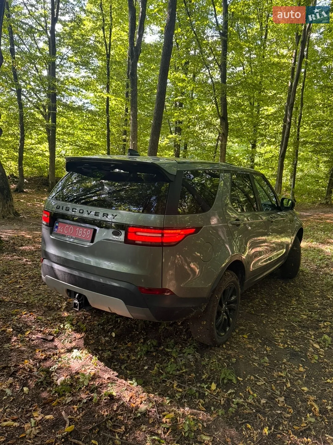 2017 Land Rover Discovery - мініатюра 25