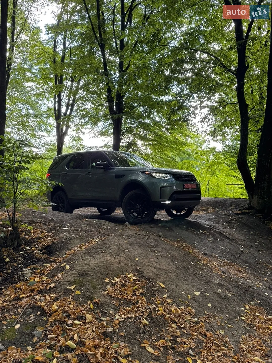 2017 Land Rover Discovery - мініатюра 32