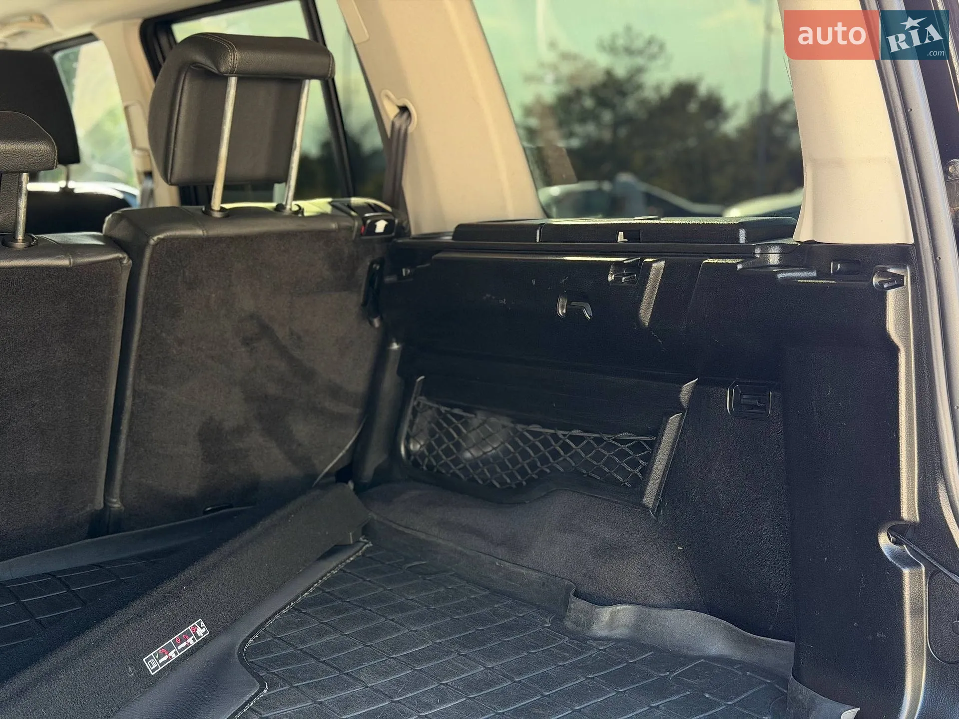 2015 Land Rover Discovery - мініатюра 38
